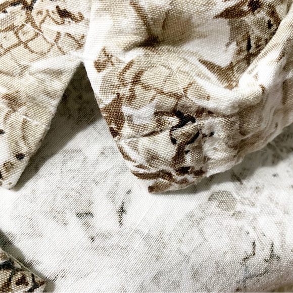 Christopher & Banks Linen Blend Cropped Blouse with Pineapples 🍍 Cuffed Sleeves - Picture 8 of 11